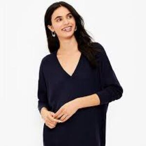 LOFT V-Neck Tunic Sweater Navy | MP